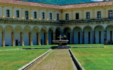 Escursioni Certosa di Padula - Agenzia di Viaggi Taddeo Travel